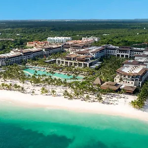 https://lopesan-costa-bavaro-resort-spa-casino.comcaribbean.com